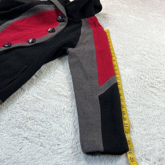 Carson felted wool abstract art red and black snap front coat, med - Picture 7 of 13